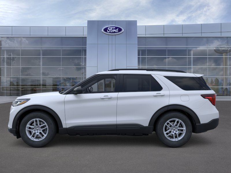 New 2026 Space White Metallic Ford Active image 25
