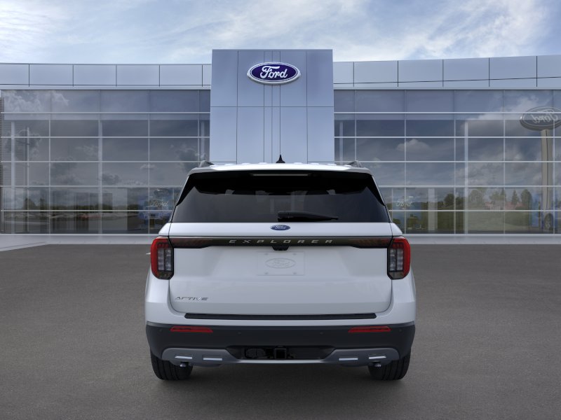 New 2026 Space White Metallic Ford Active image 27