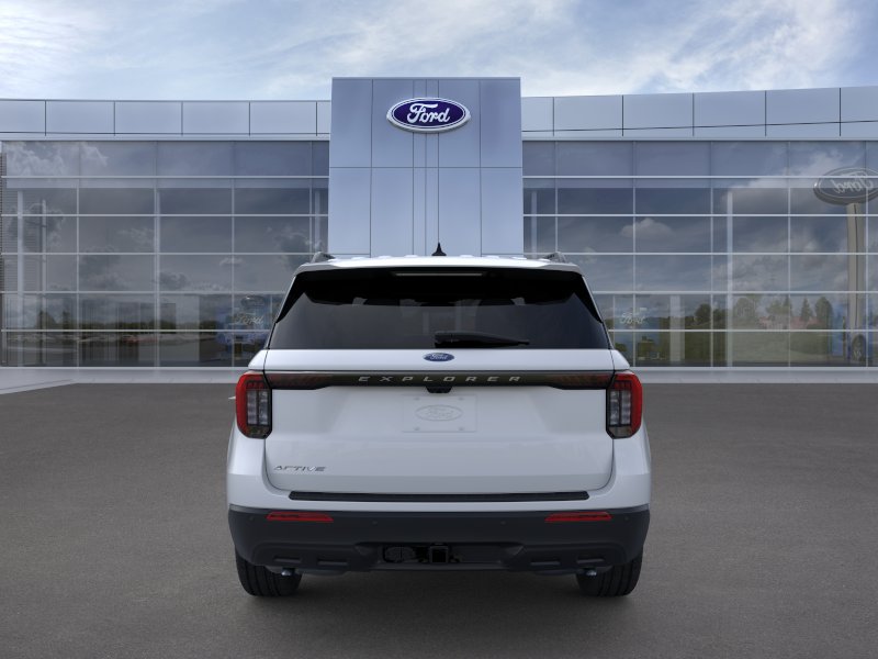 New 2026 Space White Metallic Ford Active image 27