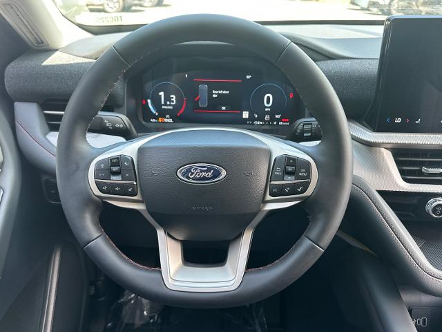 New 2026 Space White Metallic Ford Active image 58