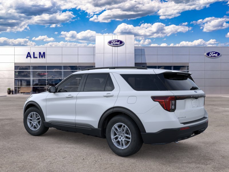 New 2026 Space White Metallic Ford Active image 37