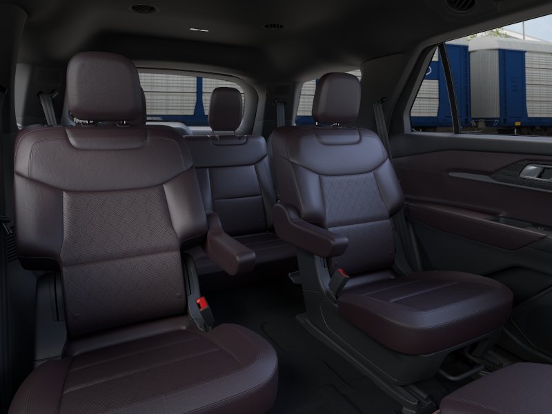 New 2026 Star White Metallic Tri-Coat Ford Platinum™ image 33