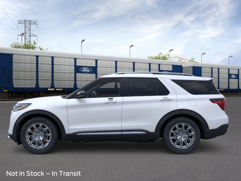 New 2026 Star White Metallic Tri-Coat Ford Platinum™ image 25