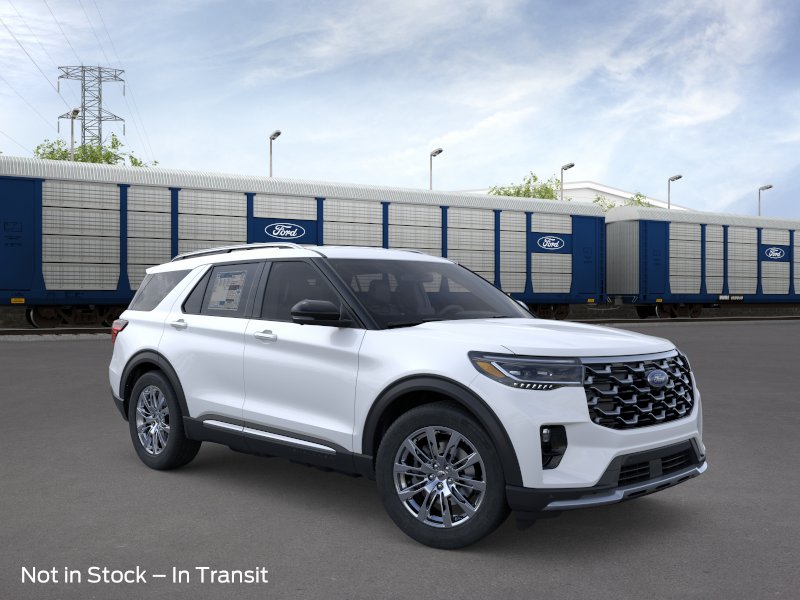 New 2026 Star White Metallic Tri-Coat Ford Platinum™ image 29