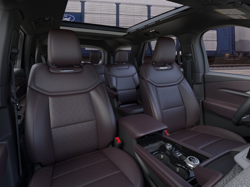 New 2026 Star White Metallic Tri-Coat Ford Platinum™ image 33
