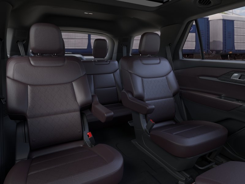 New 2026 Star White Metallic Tri-Coat Ford Platinum™ image 34