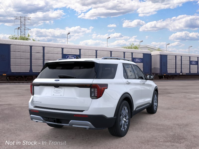 New 2026 Star White Metallic Tri-Coat Ford Platinum™ image 31