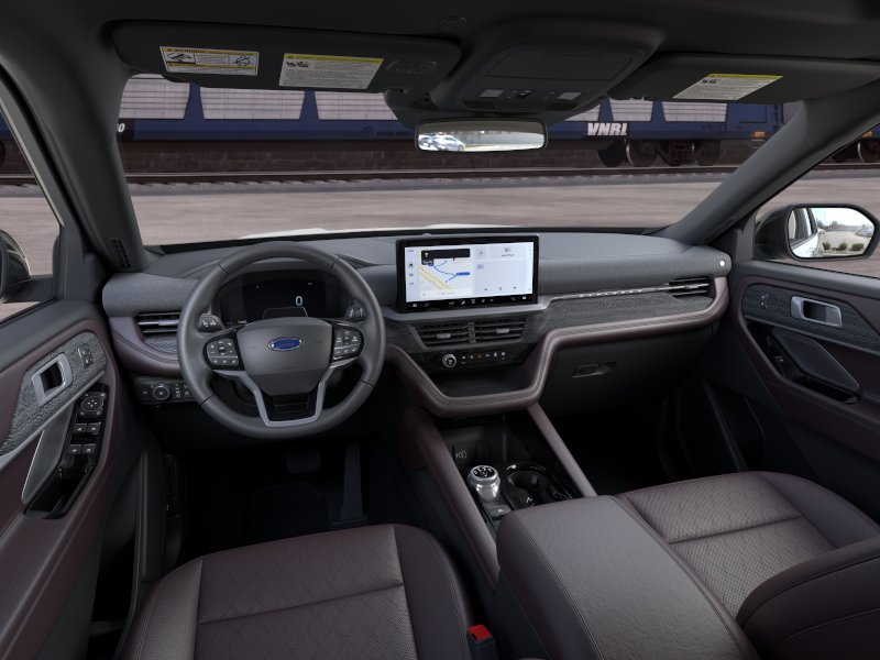 New 2026 Star White Metallic Tri-Coat Ford Platinum™ image 32
