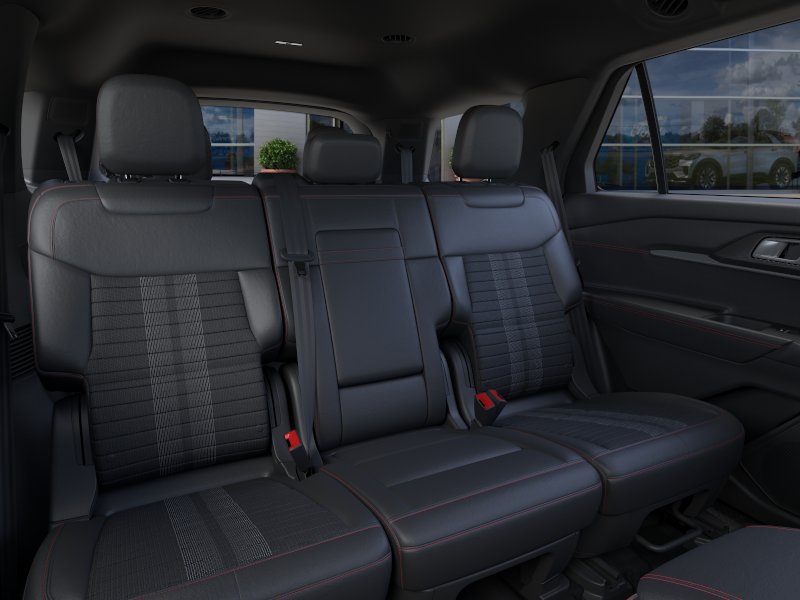 New 2026 Space White Metallic Ford ST-Line image 31