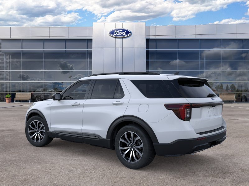 New 2026 Space White Metallic Ford ST-Line image 24
