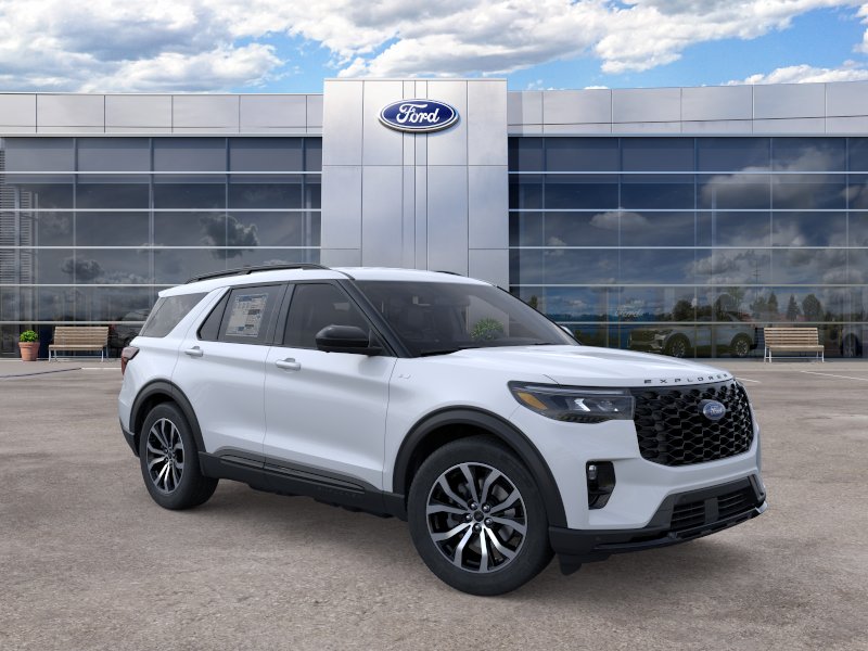 New 2026 Space White Metallic Ford ST-Line image 27