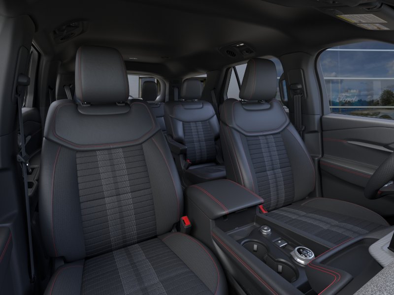 New 2026 Space White Metallic Ford ST-Line image 33