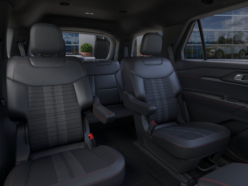 New 2026 Space White Metallic Ford ST-Line image 34