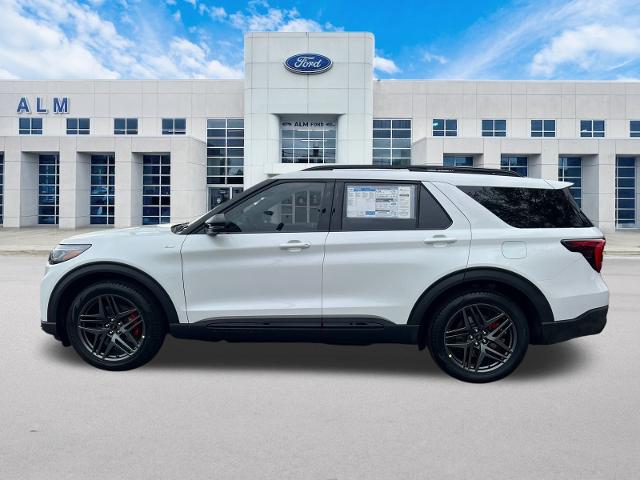 New 2026 Star White Metallic Tri-Coat Ford ST-Line image 42