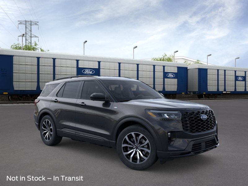 2026 Ford Explorer ST-LINE RWD's photo