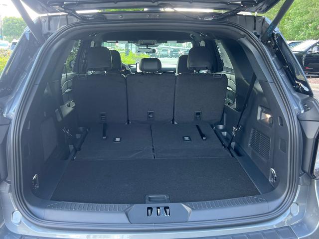 New 2026 Carbonized Gray Metallic Ford ST-Line image 45