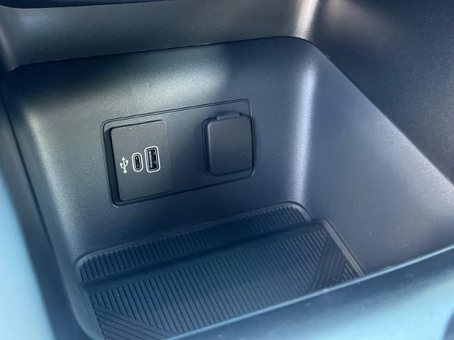 New 2026 Carbonized Gray Metallic Ford ST-Line image 57