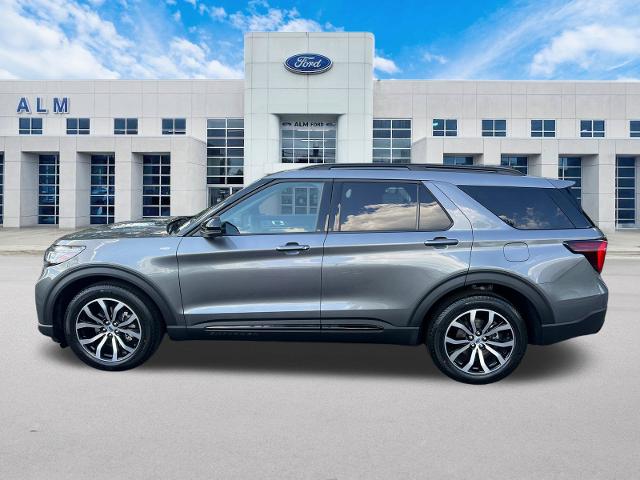 New 2026 Carbonized Gray Metallic Ford ST-Line image 39