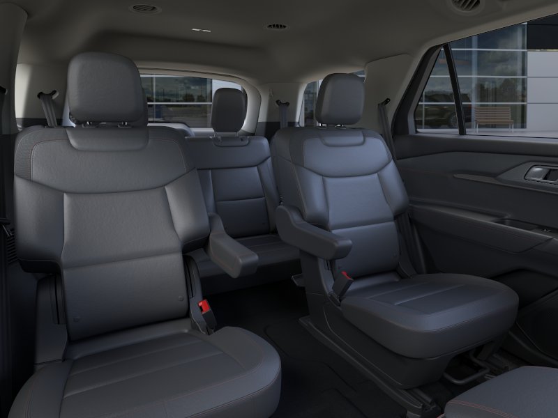 New 2026 Star White Metallic Tri-Coat Ford Active image 33