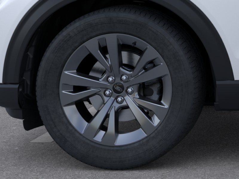 New 2026 Star White Metallic Tri-Coat Ford Active image 41
