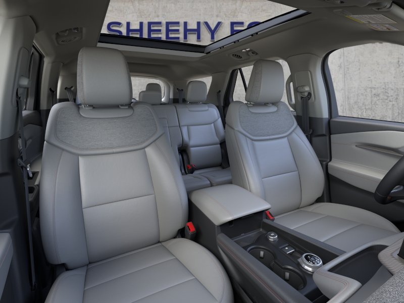 New 2026 Star White Metallic Tri-Coat Ford Active image 10