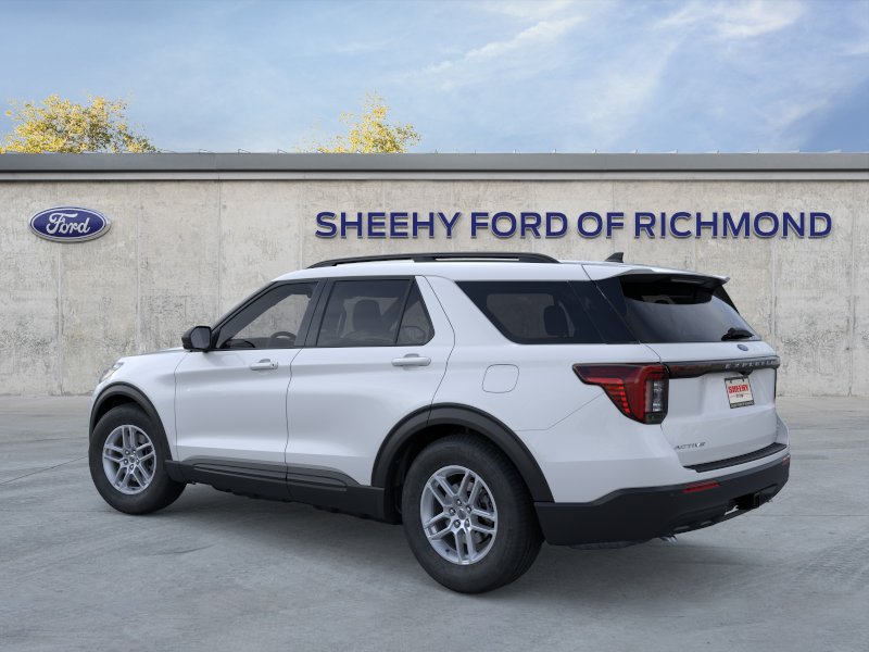 New 2026 Space White Metallic Ford Active image 5