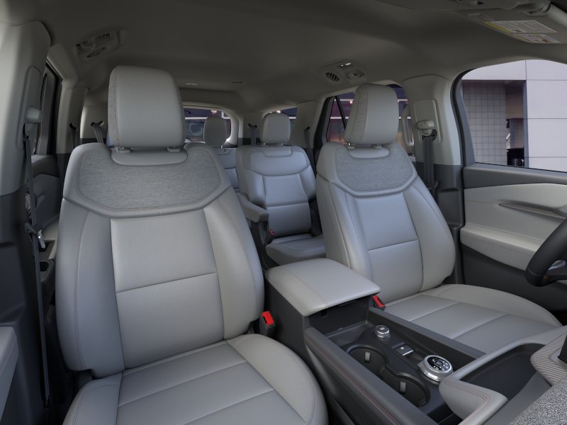 New 2026 Space White Metallic Ford Active image 10