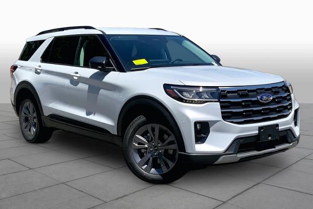 New 2026 Space White Metallic Ford Active image 38
