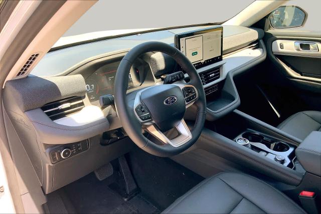 New 2026 Space White Metallic Ford Active image 28