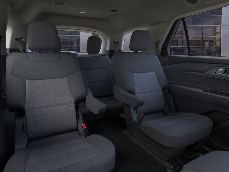 New 2026 Star White Metallic Tri-Coat Ford Active image 11
