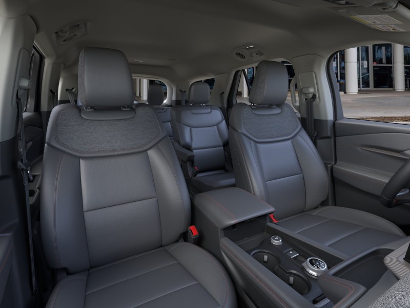 2025 Ford Explorer Active - Photo 10