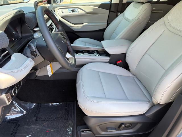 New 2026 Vapor Blue Metallic Ford Active image 47