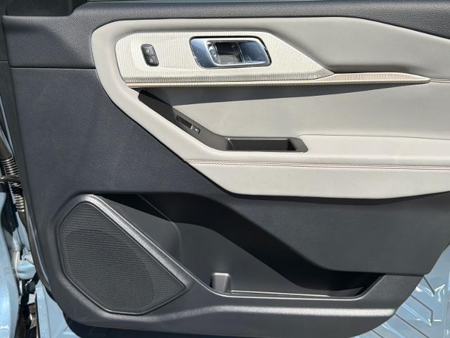 New 2026 Vapor Blue Metallic Ford Active image 52