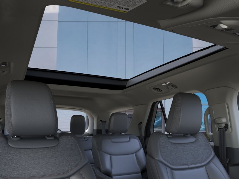 New 2026 Space White Metallic Ford Active image 59