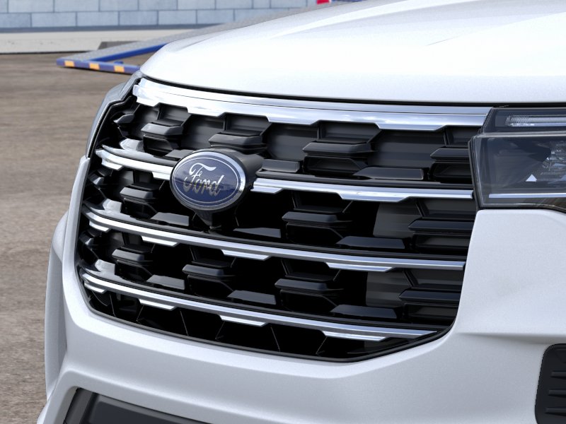 New 2026 Star White Metallic Tri-Coat Ford Active image 17