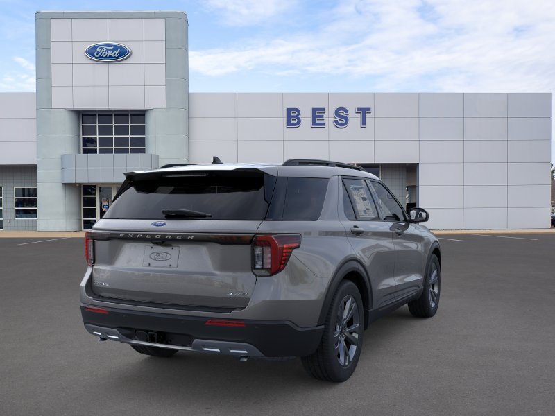 New 2026 Carbonized Gray Metallic Ford Active image 8
