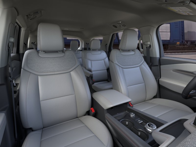 New 2026 Agate Black Metallic Ford Active image 33