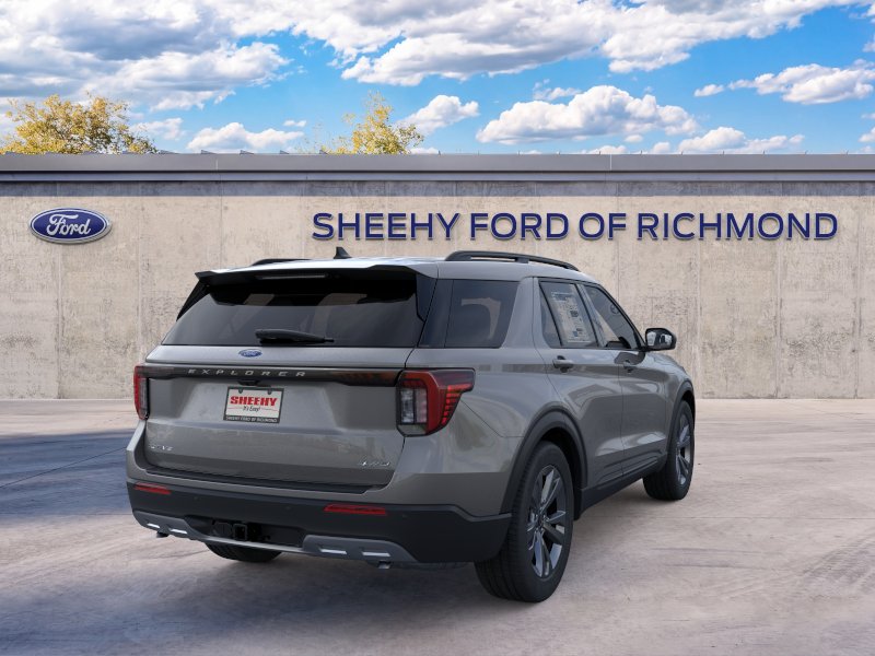 New 2026 Carbonized Gray Metallic Ford Active image 8