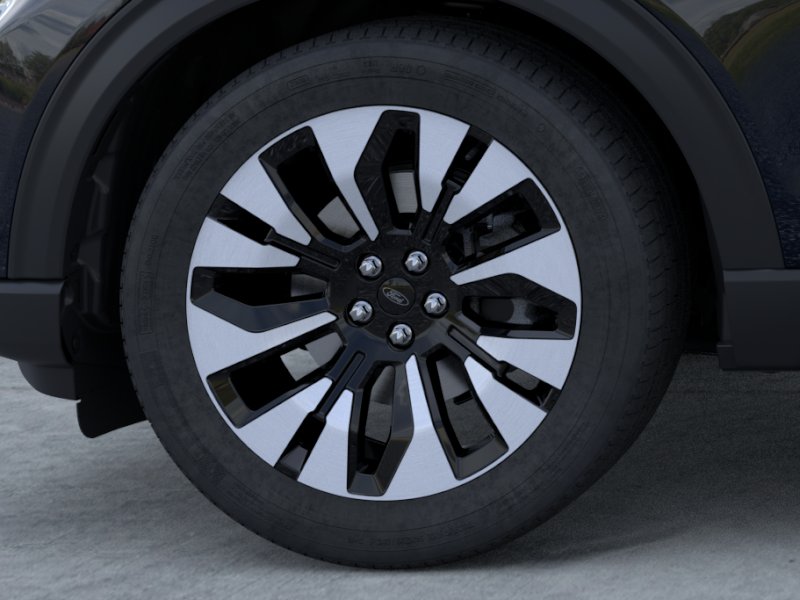 New 2026 Agate Black Metallic Ford Platinum™ image 19