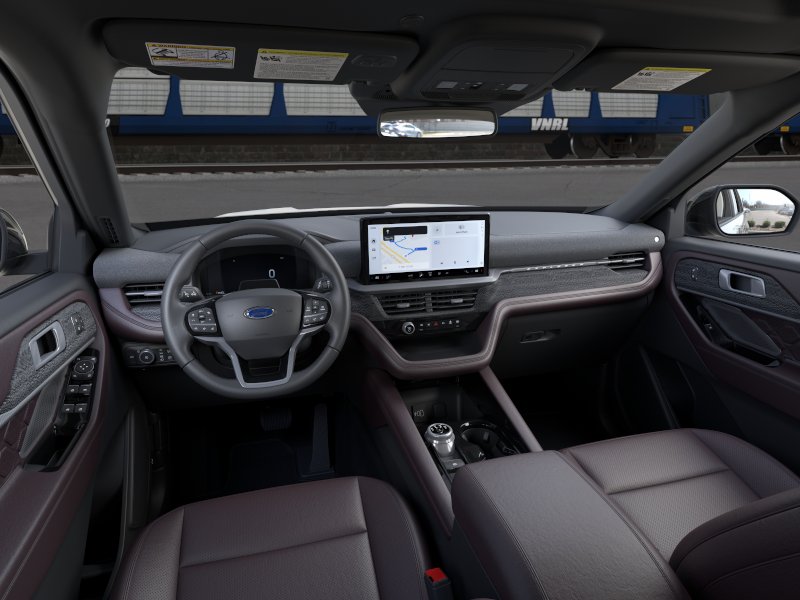 New 2026 Star White Metallic Tri-Coat Ford Platinum image 32