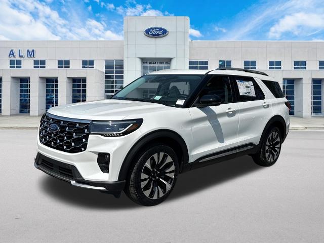 New 2026 Star White Metallic Tri-Coat Ford Platinum™ image 36