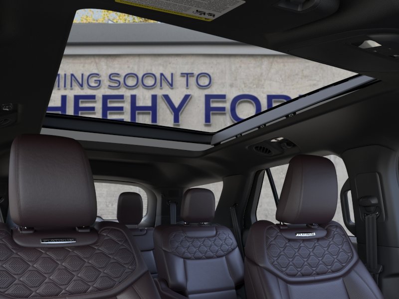 New 2026 Star White Metallic Tri-Coat Ford Platinum image 45
