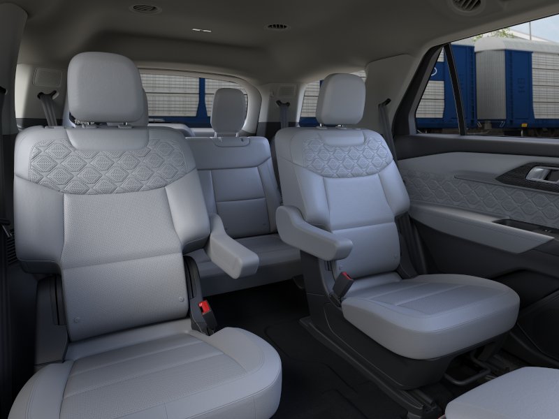 New 2026 Carbonized Gray Metallic Ford Platinum™ image 11