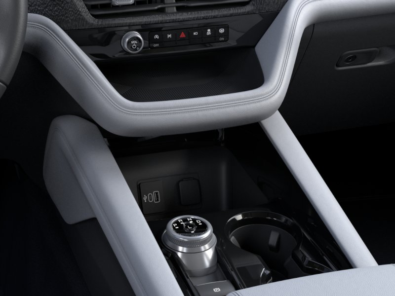 New 2026 Carbonized Gray Metallic Ford Platinum™ image 15