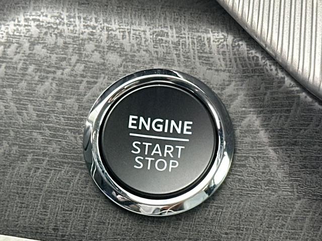 New 2026 Carbonized Gray Metallic Ford Platinum™ image 67