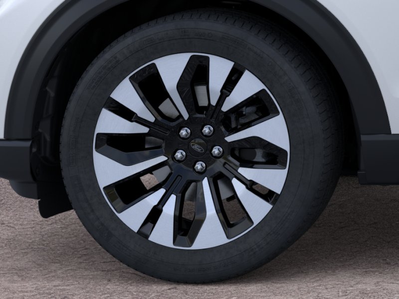 New 2026 Star White Metallic Tri-Coat Ford Platinum image 58
