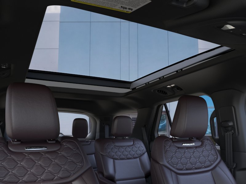 New 2026 Star White Metallic Tri-Coat Ford Platinum image 61