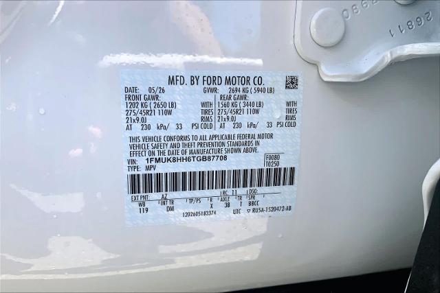 New 2026 Star White Metallic Tri-Coat Ford Platinum™ image 31