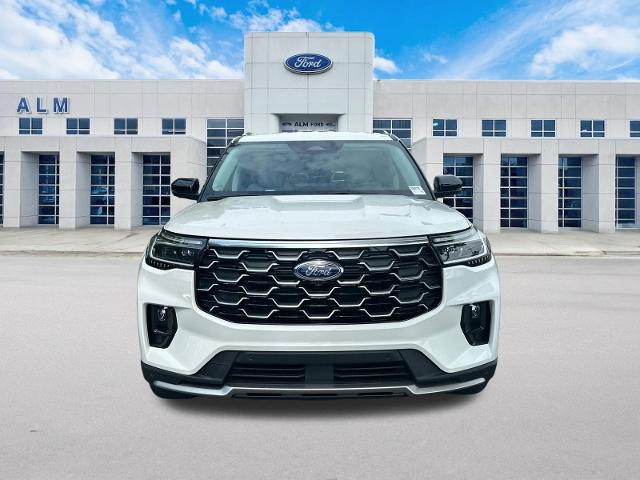 New 2026 Star White Metallic Tri-Coat Ford Platinum™ image 35