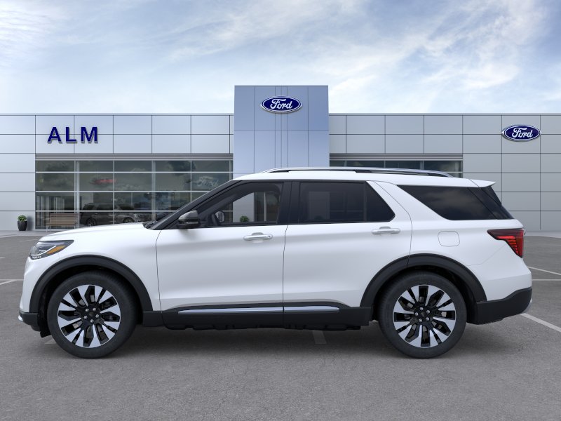 New 2026 Star White Metallic Tri-Coat Ford Platinum™ image 3